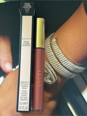 NEW Gucci Rouge à Lèvres Transfer Proof Matte Liquid Lipstick #217 Valeria Rose